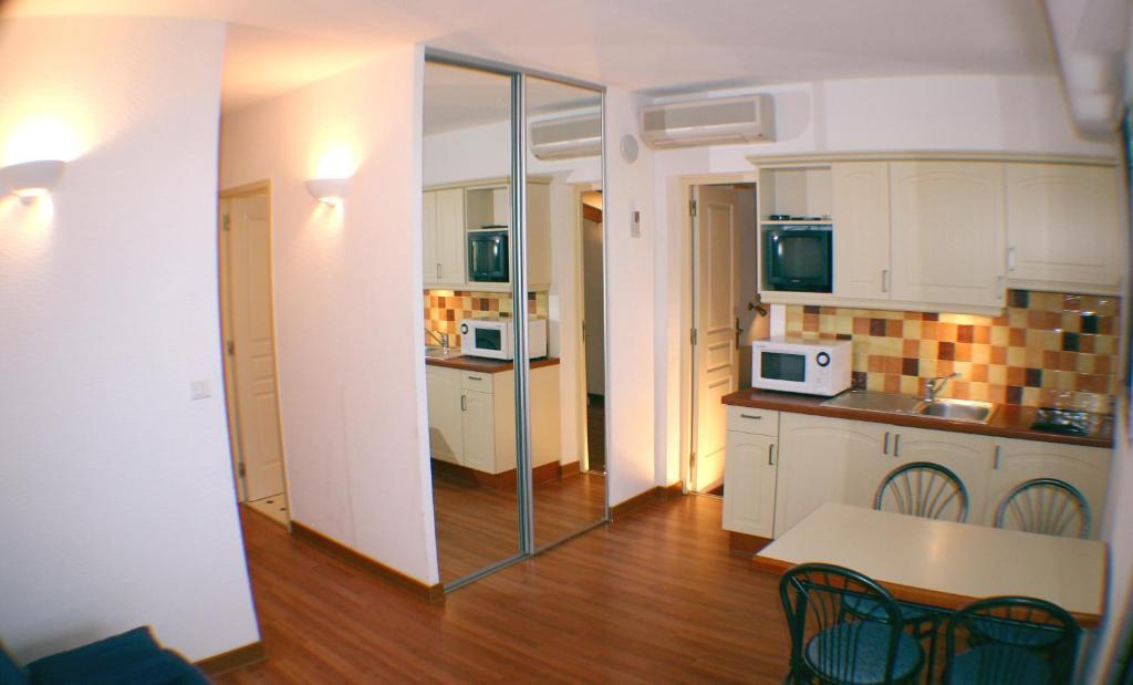Residence Hoteliere Scudo Ajaccio  Rom bilde
