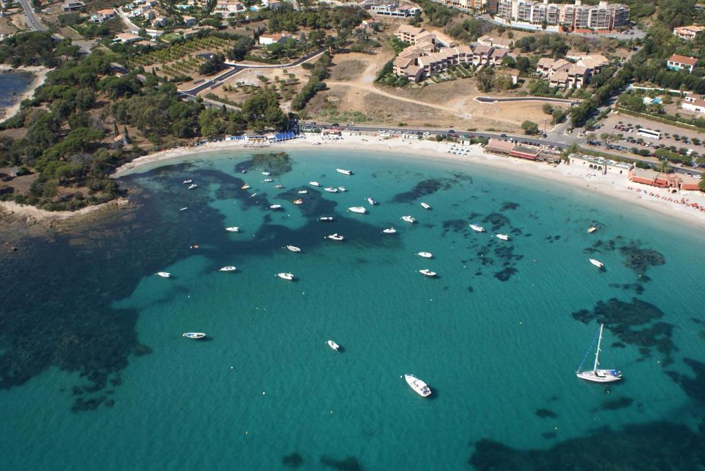 Residence Hoteliere Scudo Ajaccio  Eksteriør bilde